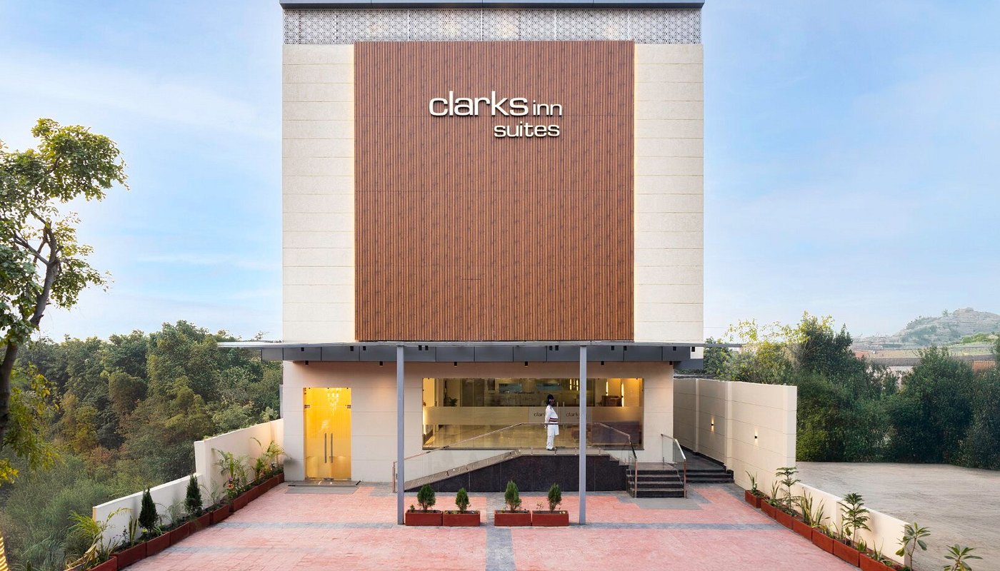 Clarks Inn Suites Agra