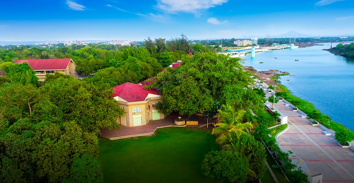Ras Resorts by Treat